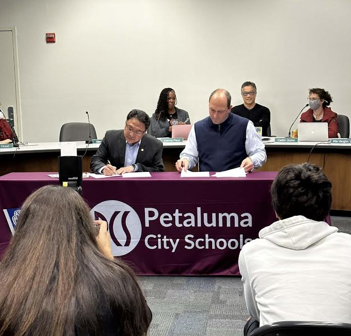 BREAKING Petaluma City Schools signs the “Sonoma Promise” with Sonoma