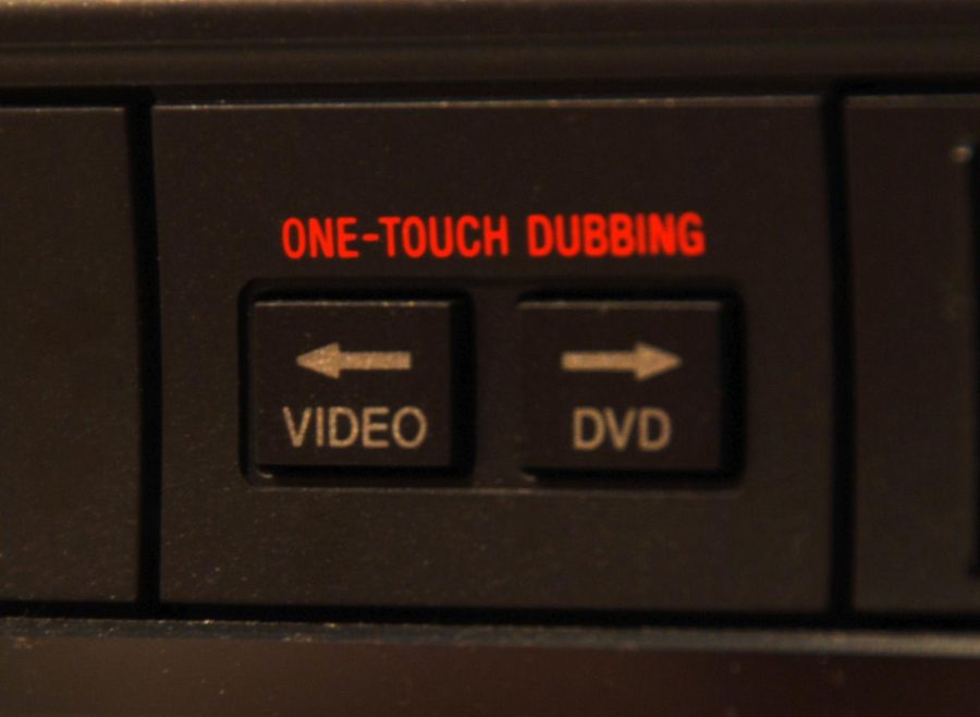 the vcr/dvd player/dubber has buttons by gosheshe is licensed under CC BY 2.0.